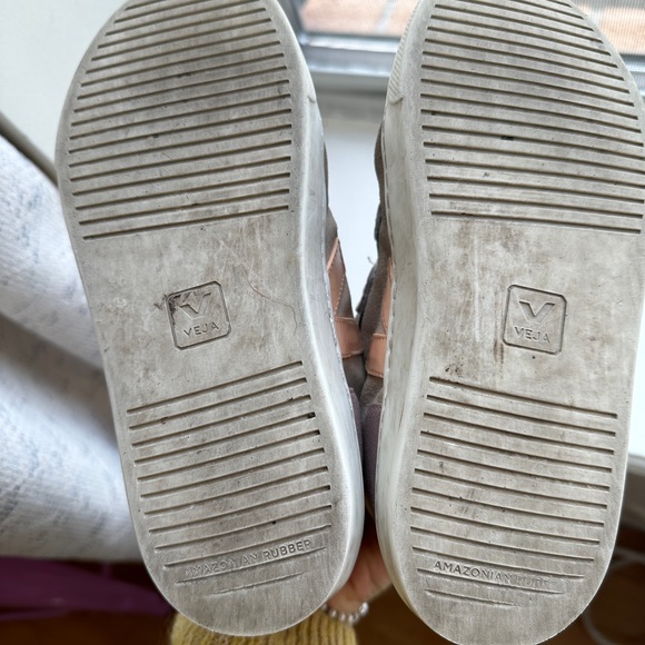 Veja kids sneakers - Picture 4 of 4